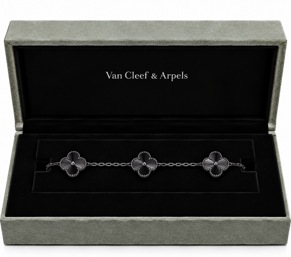 Van Cleef & Arpels Bracelet – Total Black